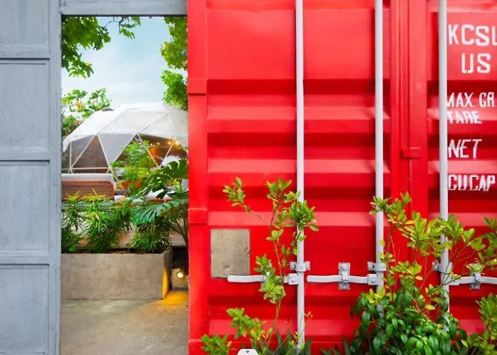 Container Mandaluyong N01 Homestay *